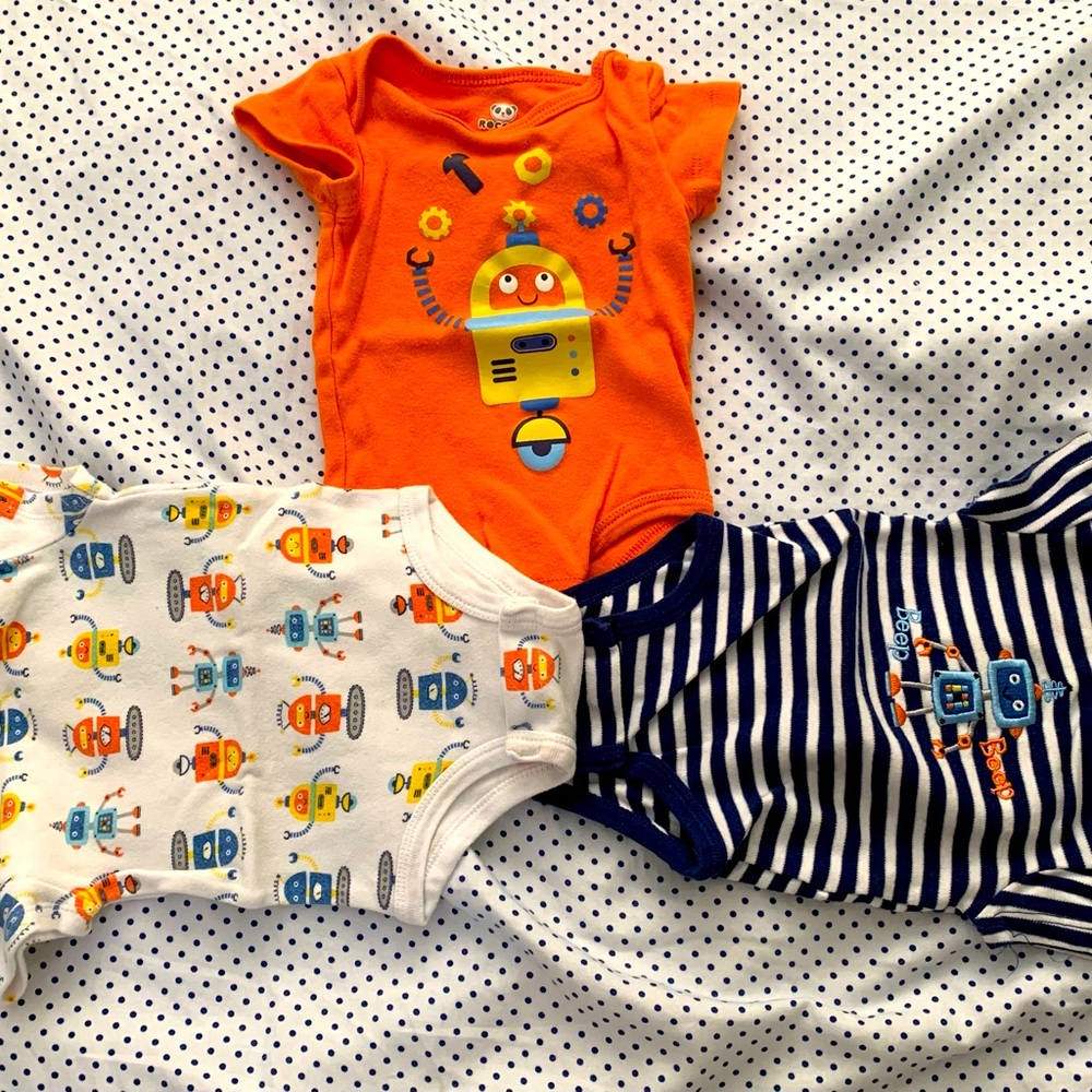 Robot 0-3 mos onesie